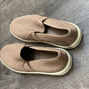 Vince Slip On Sneakers